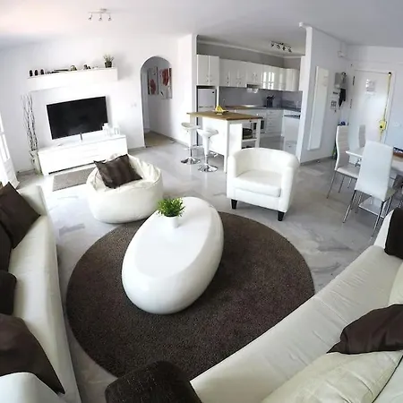 6 Beds In Nerja, Spain Διαμέρισμα *